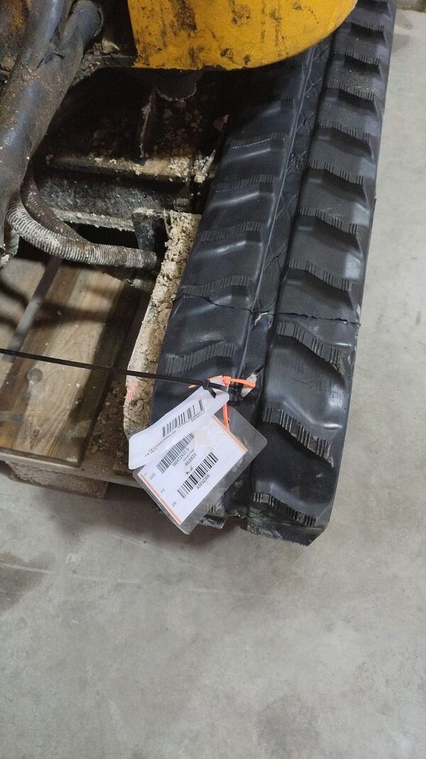 Gummiketten 180x72x37 für JCB 8010 CTS