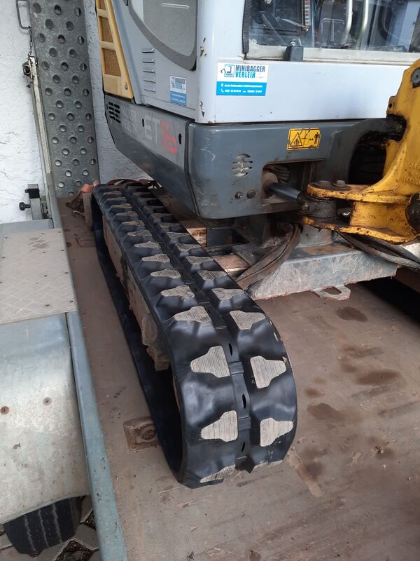 Gummiketten 230x96x33 für Wacker-Neuson ET16