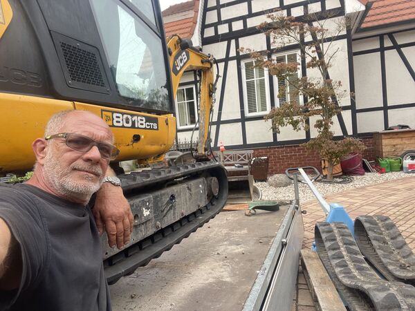 Gummiketten 230x96x33 für JCB 8018 CTS